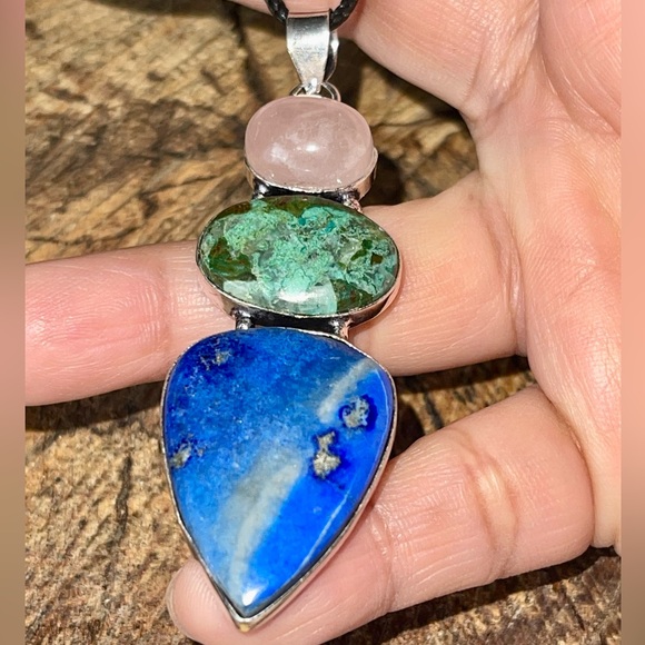 Crystal Pairing of Rose Quartz, Lapis Lazuli & Chrysocolla Pendant 2 7/8” - Picture 13 of 17